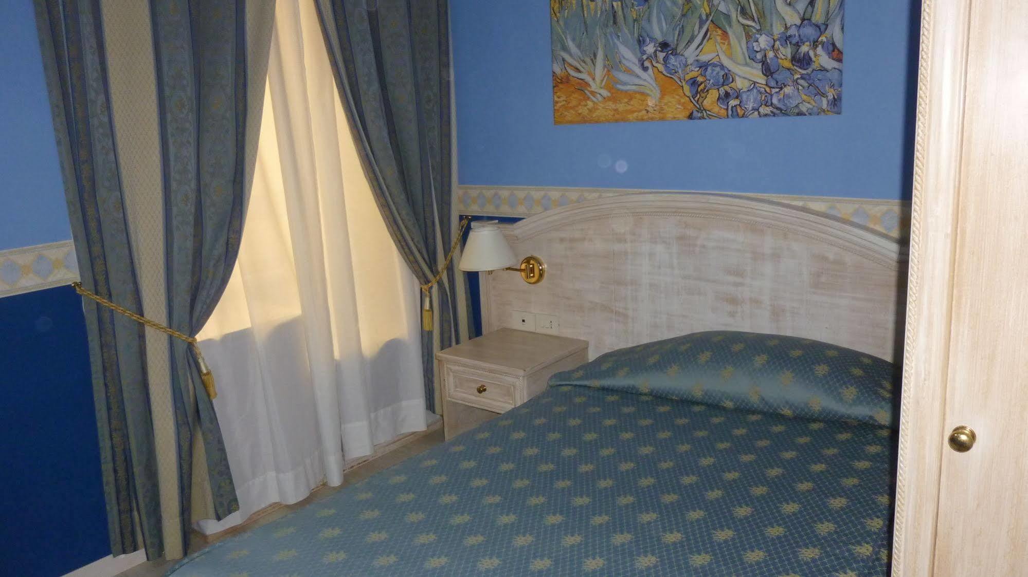 Bed and Breakfast Piccolo Imperiale Рим Экстерьер фото