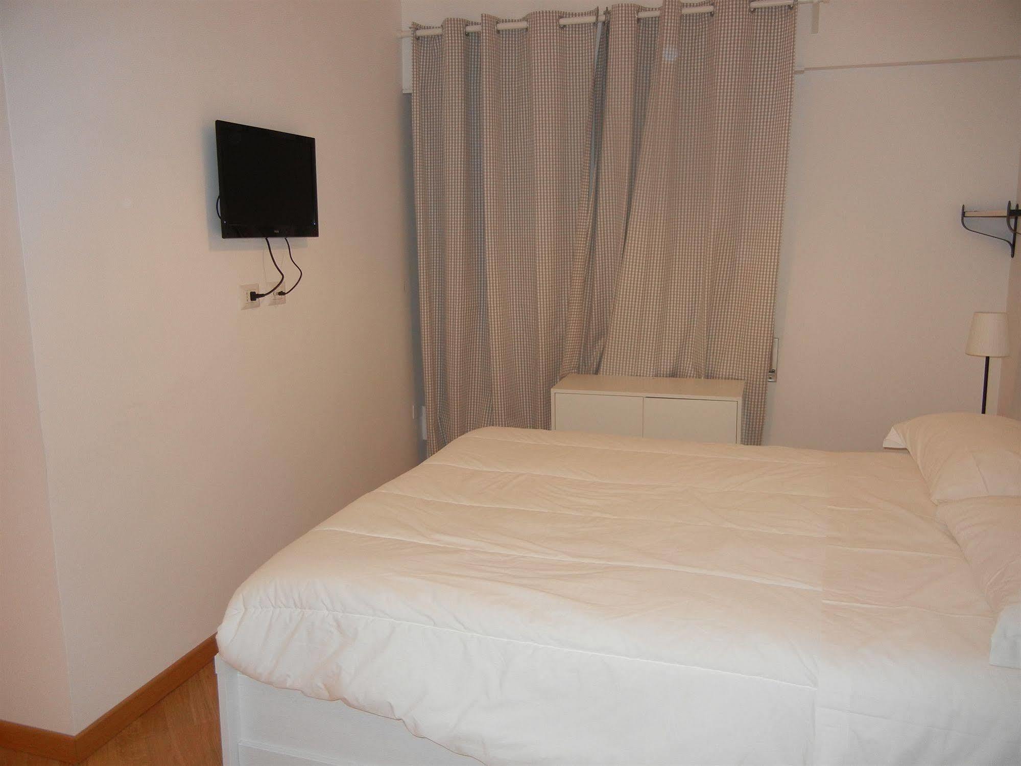 Bed and Breakfast Piccolo Imperiale Рим Экстерьер фото